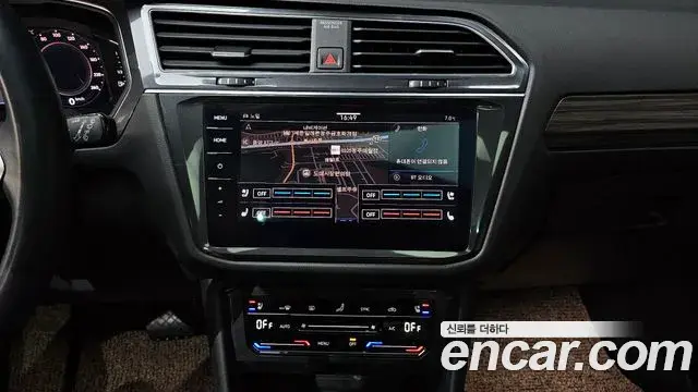 Volkswagen Tiguan Allspace 2023 — Фото 14/20