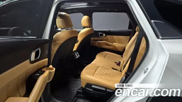 Kia Sorento 2021 — Фото 12/20