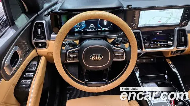 Kia Sorento 2021 — Фото 14/20