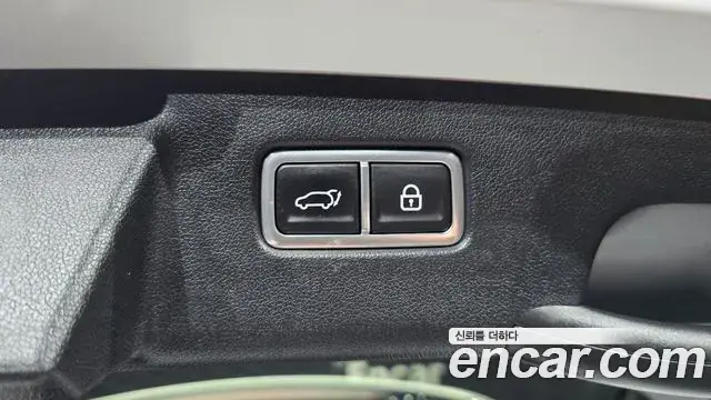 Kia Sorento 2021 — Фото 17/20