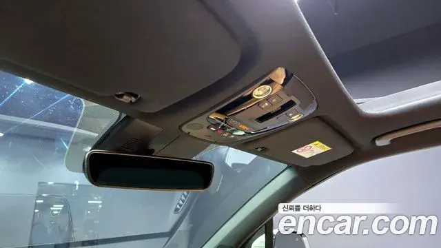Kia Sorento 2021 — Фото 20/20