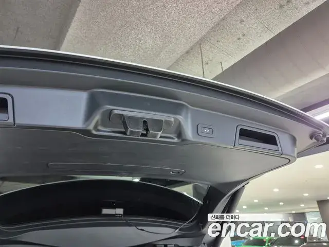Land Rover Range Rover Evoque 2025 — Photo 3/20