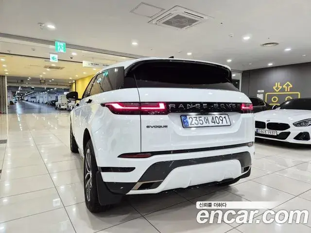 Land Rover Range Rover Evoque 2025 — Şəkil 17/20