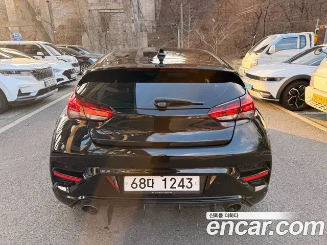 Hyundai Veloster 2019 — Фото 5/18