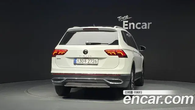 Volkswagen Tiguan Allspace 2023 — Фото 4/20