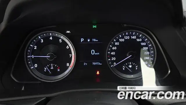 Hyundai Sonata 2020 — Фото 8/20
