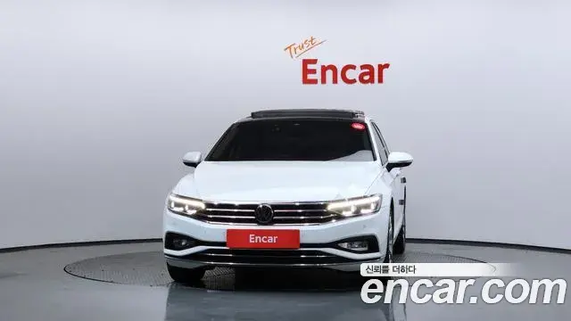 Volkswagen Passat GT 2021 — Фото 3/20
