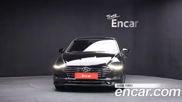 Hyundai Sonata Hybrid 2020 — ფოტო 10/20