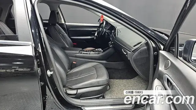 Hyundai Sonata Hybrid 2020 — ფოტო 14/20