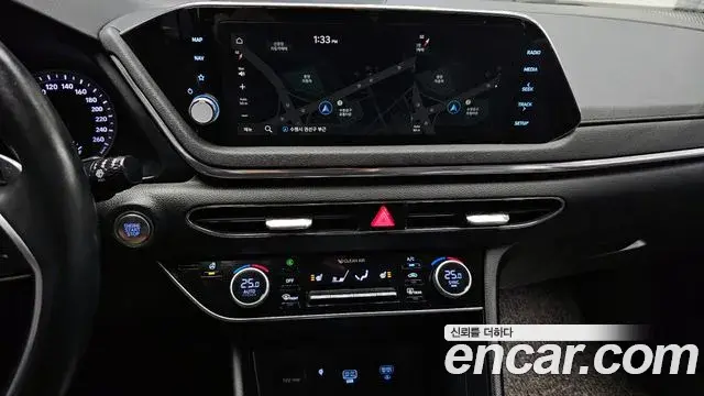 Hyundai Sonata Hybrid 2020 — ფოტო 7/20