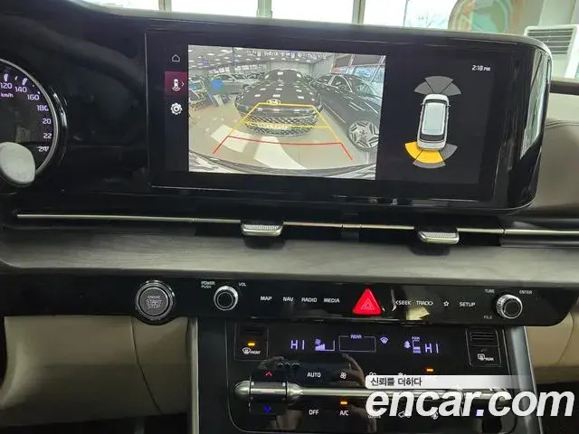 Kia Carnival 2021 — Фото 16/20