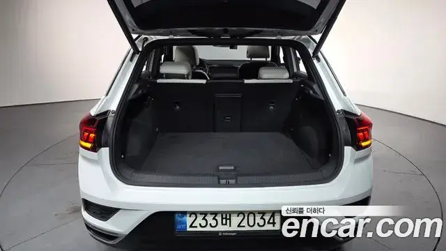 Volkswagen T-Roc 2021 — ფოტო 5/20