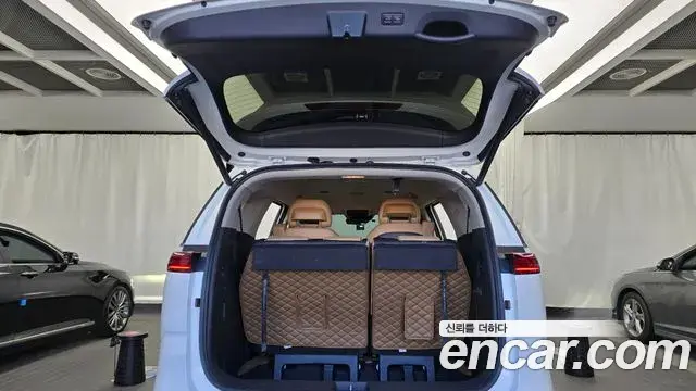Kia Carnival 2021 — Şəkil 11/20