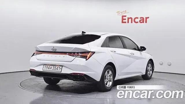 Hyundai The New Avante Hybrid 2021 — ფოტო 7/20
