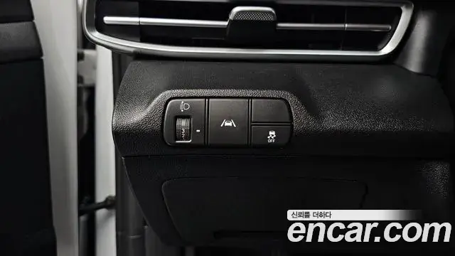 Hyundai The New Avante Hybrid 2021 — ფოტო 19/20