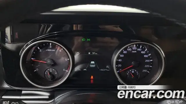 Kia Carnival 2020 — Şəkil 2/20