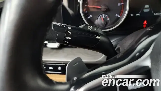 Kia Carnival 2020 — Şəkil 8/20