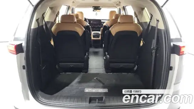 Kia Carnival 2020 — Şəkil 10/20