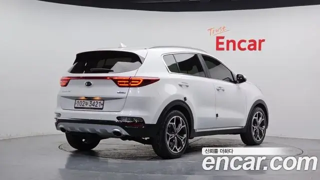 Kia Sportage The Bold 2020 — ფოტო 17/20