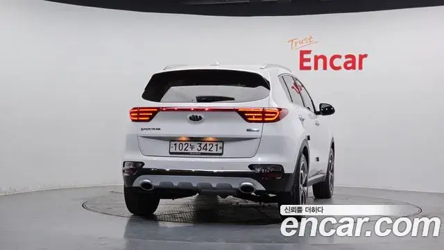 Kia Sportage The Bold 2020 — ფოტო 9/20