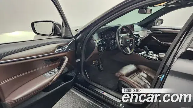 BMW 5 Series 2020 — Şəkil 3/20