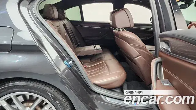 BMW 5 Series 2020 — Şəkil 20/20