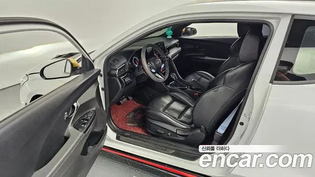 Hyundai Veloster 2020 — Photo 11/20