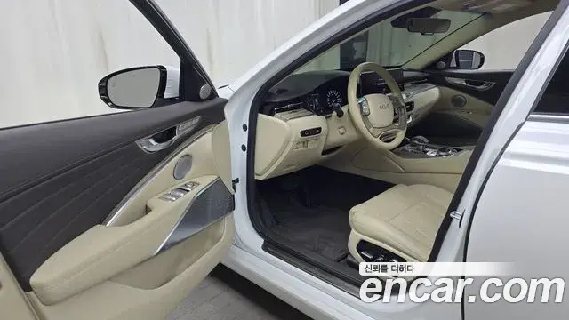 Kia The K9 2022 — ფოტო 8/20