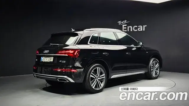Audi Q5 2021 — Şəkil 2/20