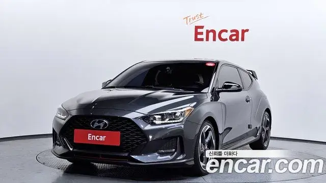 Hyundai Veloster 2018 — ფოტო 6/20
