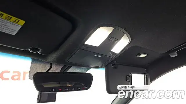 Hyundai Veloster 2018 — ფოტო 4/20