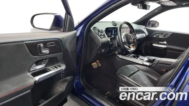 Mercedes-Benz GLB-Class 2020 — Şəkil 10/20