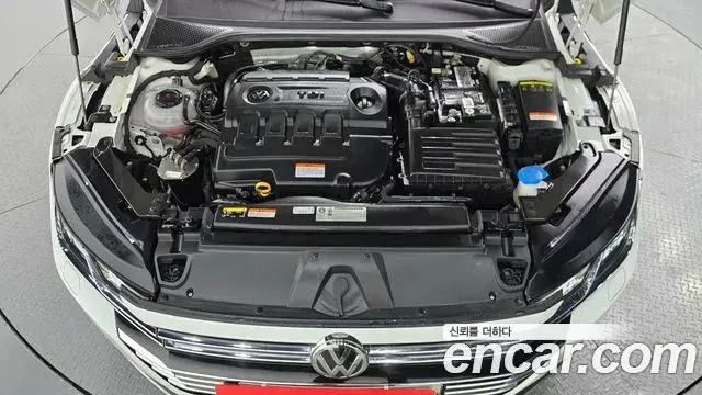 Volkswagen Arteon 2019 — Photo 17/20