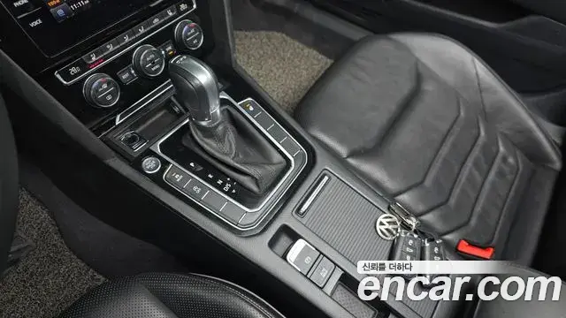 Volkswagen Arteon 2019 — Photo 8/20