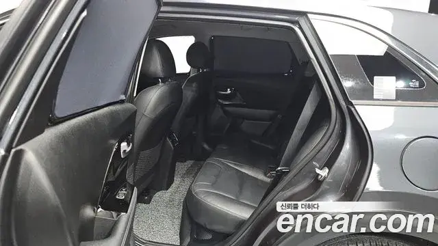 Kia Niro 2019 — Şəkil 12/20
