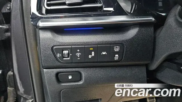 Kia Niro 2019 — Şəkil 7/20