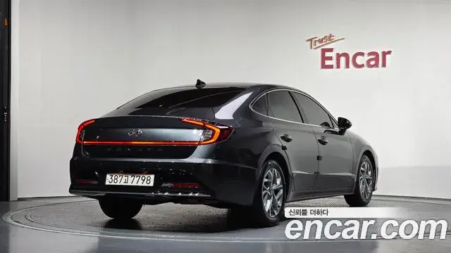Hyundai Sonata Hybrid 2022 — Şəkil 2/20