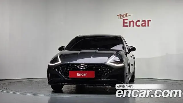Hyundai Sonata Hybrid 2022 — Şəkil 16/20