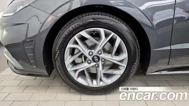 Hyundai Sonata Hybrid 2022 — Şəkil 19/20