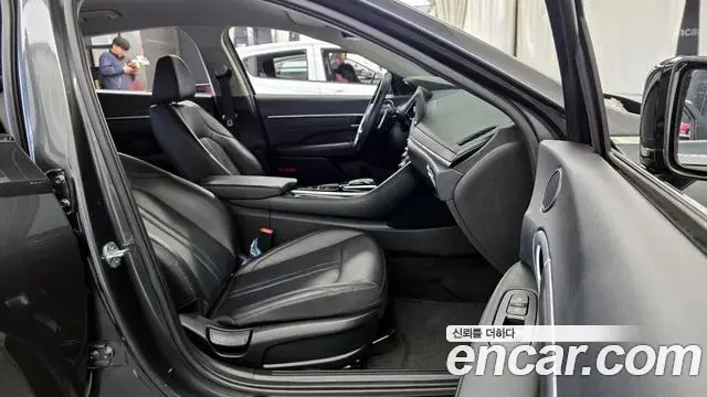 Hyundai Sonata Hybrid 2022 — Şəkil 14/20