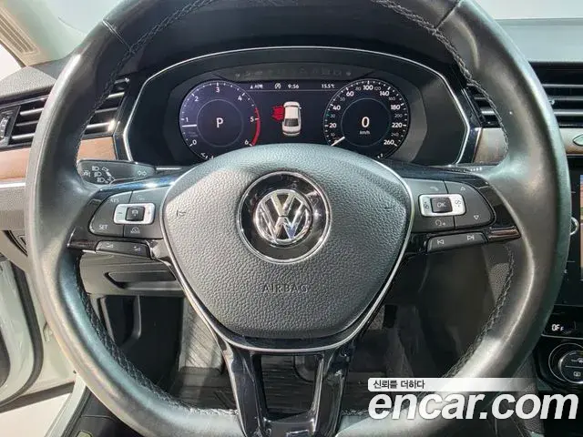 Volkswagen Passat GT 2018 — ფოტო 10/20