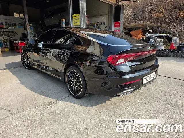 Kia K5 2021 — ფოტო 13/20