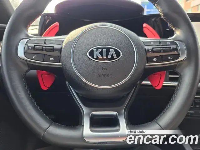 Kia K5 2021 — ფოტო 9/20