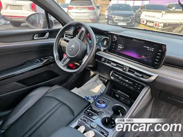 Kia K5 2021 — ფოტო 4/20