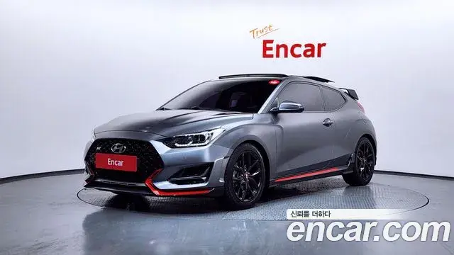 Hyundai Veloster 2018 — Photo 2/20