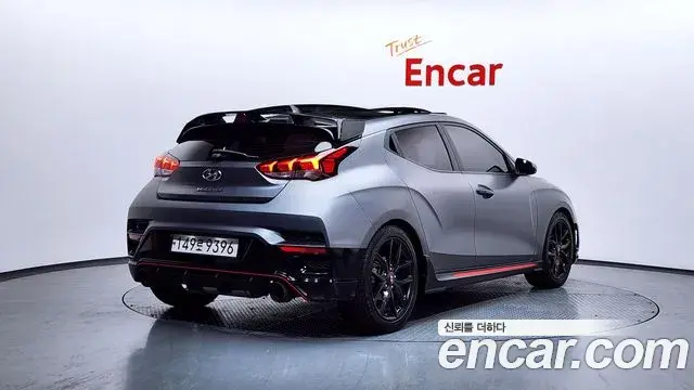 Hyundai Veloster 2018 — Photo 18/20