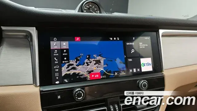 Porsche Macan 2022 — Şəkil 16/20