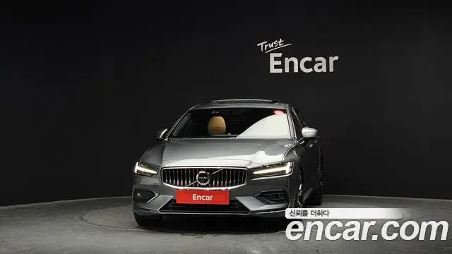 Volvo S60 2019 — Şəkil 7/20