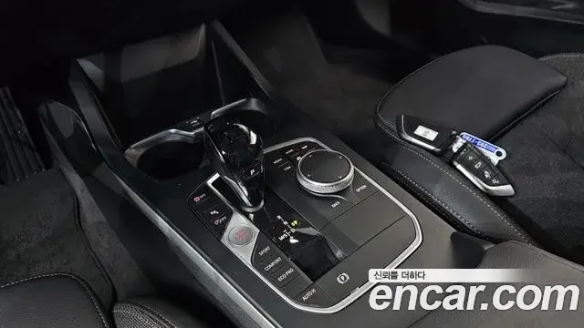 BMW 1 Series 2020 — ფოტო 13/20