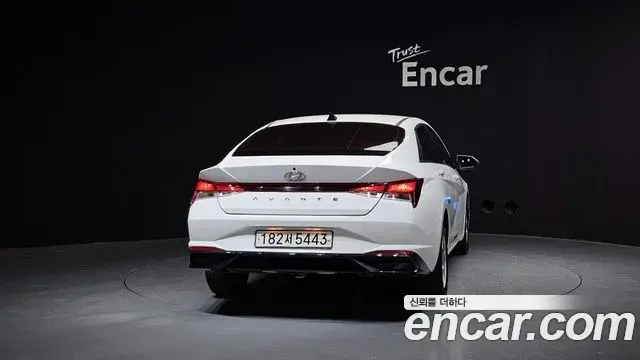 Hyundai Avante 2020 — Фото 4/20
